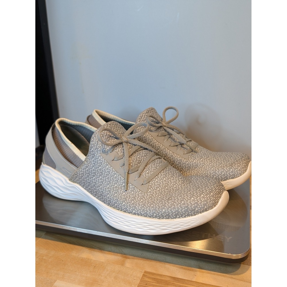 Skechers GOwalk Joy Sneakers Gray‎ Walking Shoes Athletic Slip On women Sz 8 E2